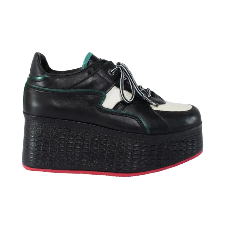 Sneaker Dance